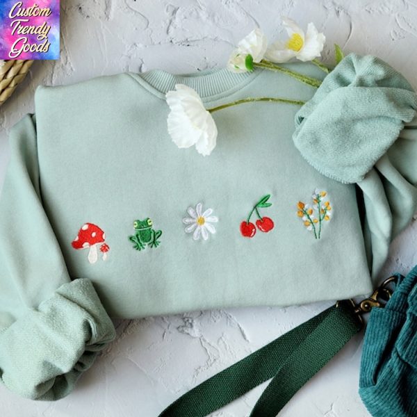 Cute Daisy Mushroom Embroidered Sweatshirt