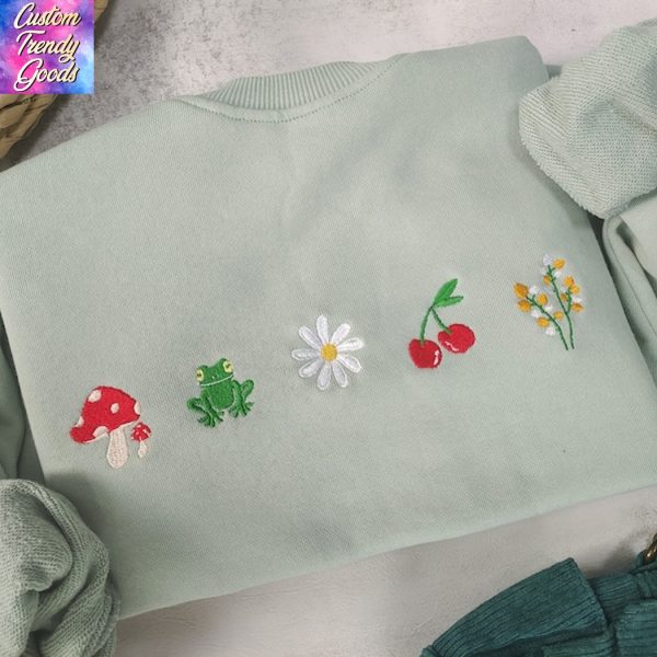 Cute Daisy Mushroom Embroidered Sweatshirt